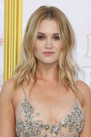 Virginia Gardner — მსახიობი