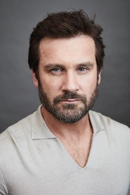 Clive Standen — მსახიობი