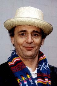 Sylvester McCoy — მსახიობი