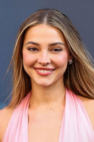 Madelyn Cline — მსახიობი
