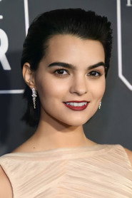 Brianna Hildebrand — მსახიობი