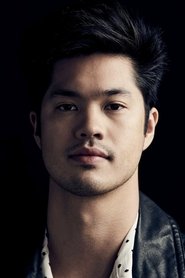 Ross Butler — მსახიობი