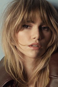 Suki Waterhouse — მსახიობი