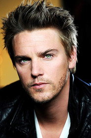 Riley Smith — მსახიობი