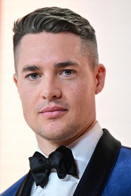 Alexander Dreymon — მსახიობი