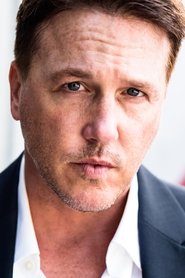 Lochlyn Munro — მსახიობი