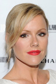 Kathleen Robertson — მსახიობი