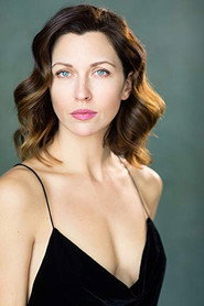 Margo Stilley — მსახიობი
