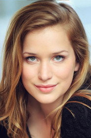Elizabeth Lail — მსახიობი
