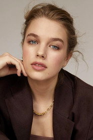 Teagan Croft — მსახიობი