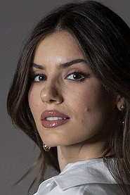 Camila Queiroz — მსახიობი