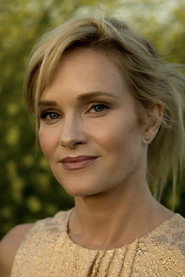 Nicholle Tom — მსახიობი